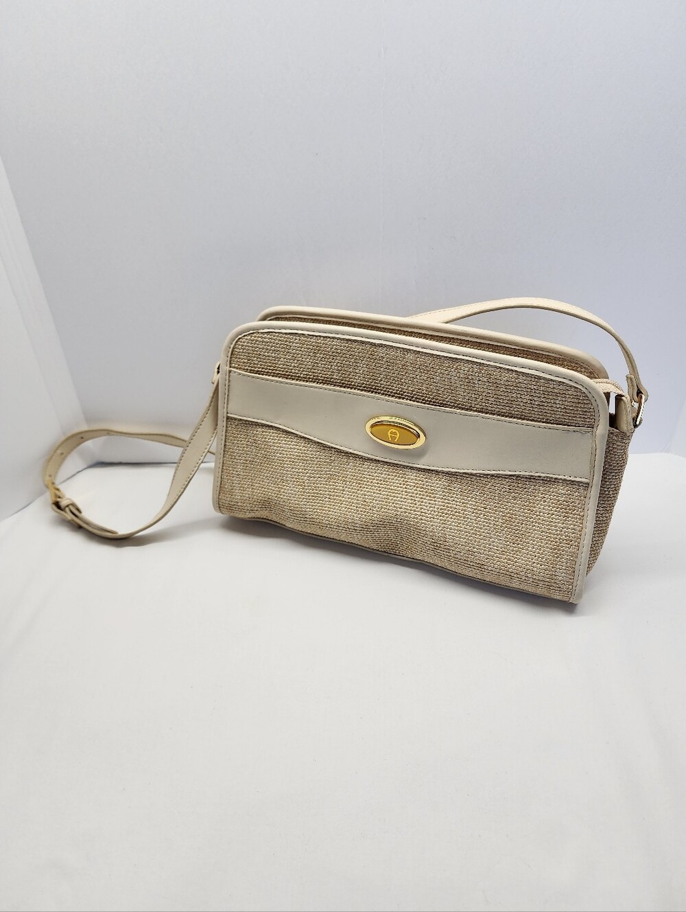 vintage Etienne Aigner woven jute and cream leather shoulder bag